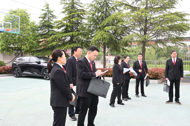 南召县人民法院开展人民法庭观摩活动